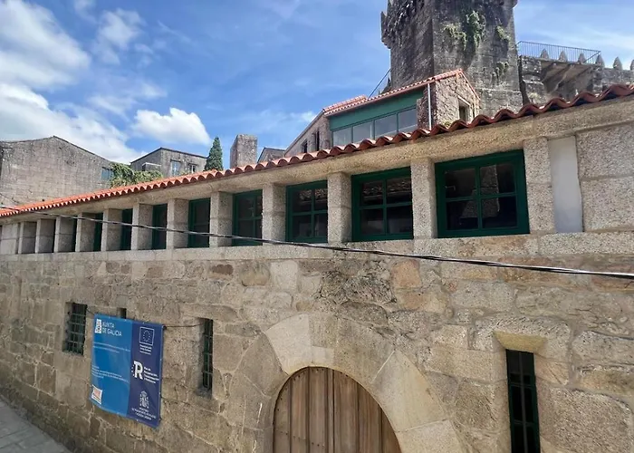 Apartamentos-loft A Muralla * Tui